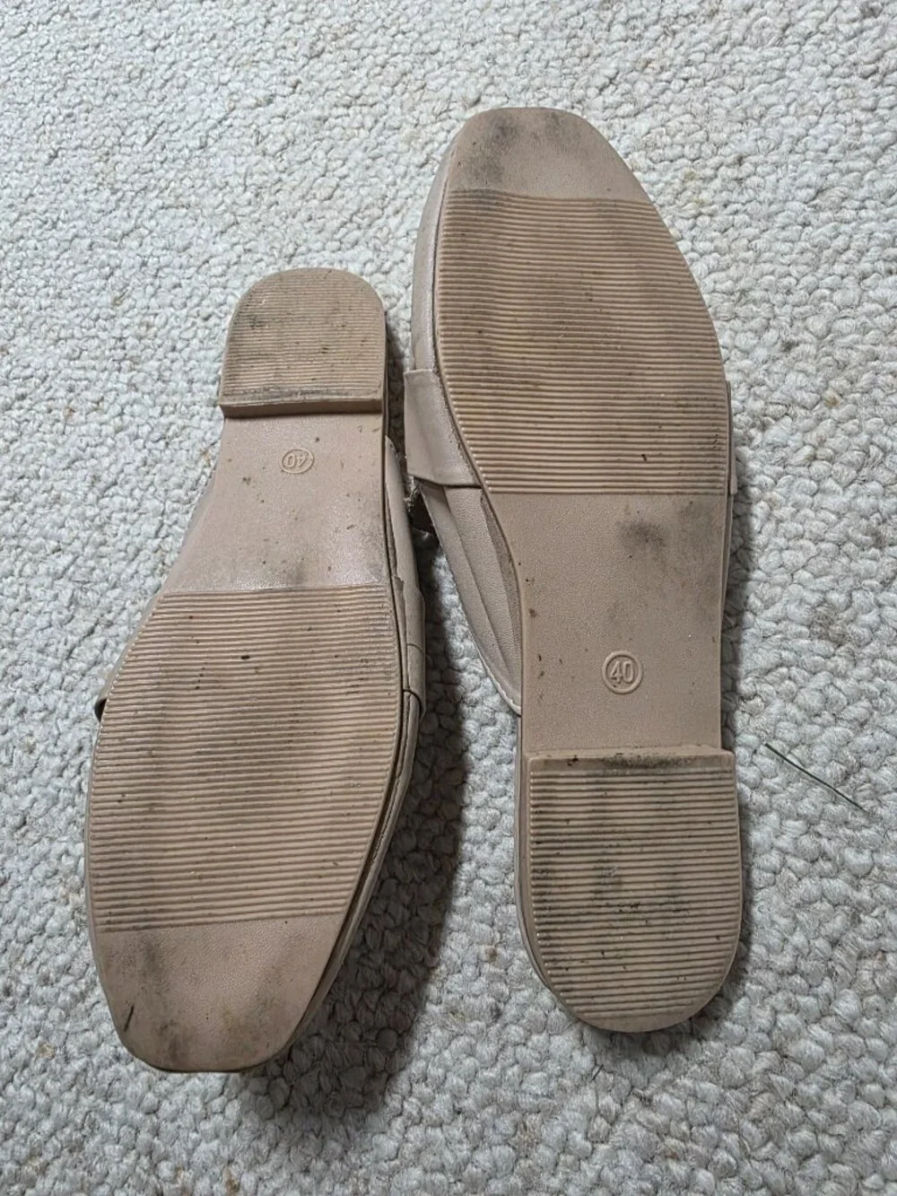 Fashion ladies slip on flat  shoes size 8 tan color